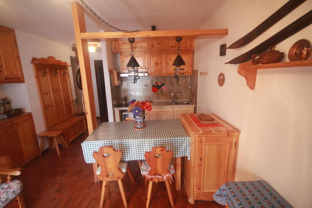 L'Atelier Du Temps - La Petite Maison De Pepa La Salle Exteriör bild